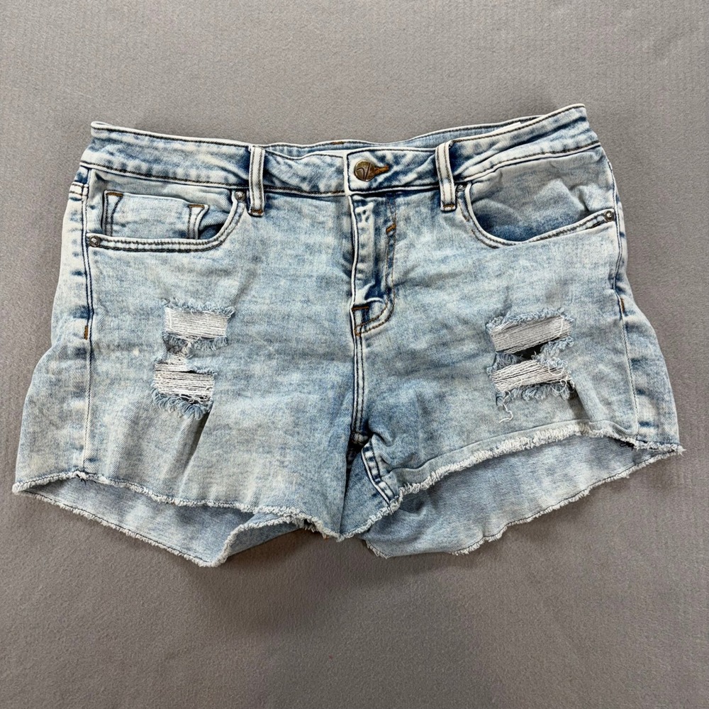 Vigoss Marley Denim Shorts Womens Size 32 Light Wash Distressed Acid Stretch